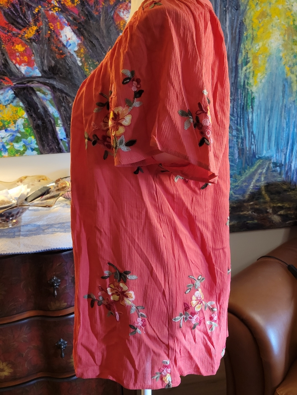 Women’s Coral Embroidered Button-Front Blouse - Picture 3 of 6